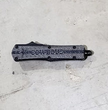 Load image into Gallery viewer, Templar Knife Concept Edition - Cowboys