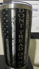 Load image into Gallery viewer, Templar Knife 20oz Don&#39;t Tread on Me Tumbler
