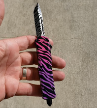 Load image into Gallery viewer, Templar Knife Concept Edition - Zebra