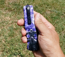 Load image into Gallery viewer, Templar Knife Concept Edition - Sub-Zero & Noob Saibot