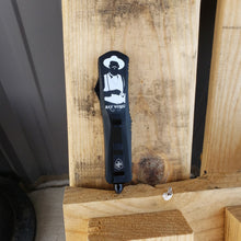 Load image into Gallery viewer, Templar Knife Concept Edition - Doc Holiday
