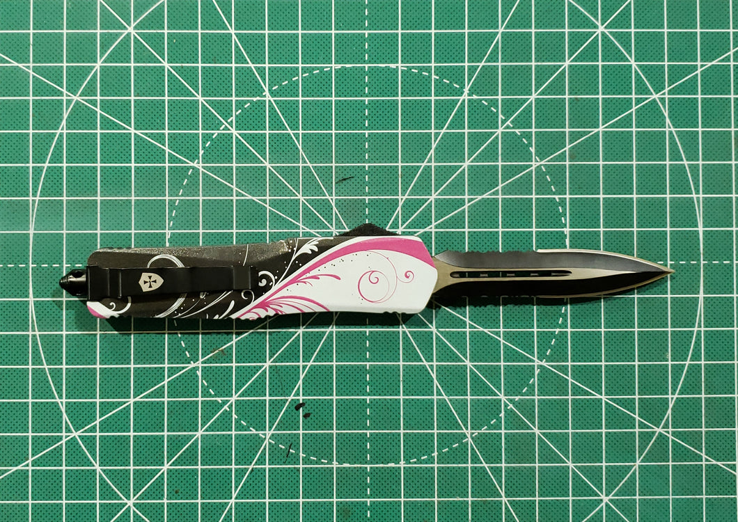 Z (RT) Large Gen I Pink Maiden Dagger Serrated Black