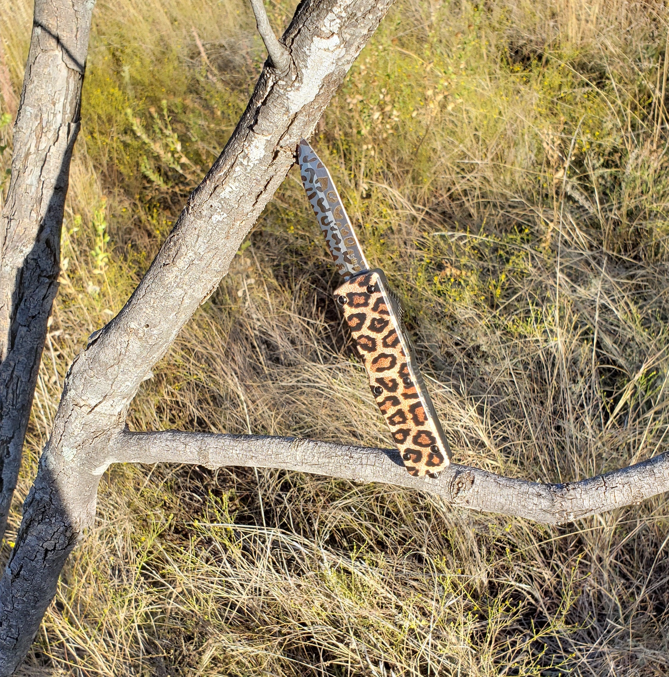 Premium Lightweight Small Powder D2 Leopard Print