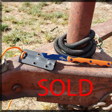 Load image into Gallery viewer, Templar Knife Concept Edition - Neon Survival Knife PSB27 D2 with Orange &amp; Blk Paracord &amp; Blk Kydex Sheath