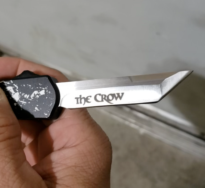 Templar Knife Concept Edition - The Crow