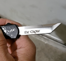 Load image into Gallery viewer, Templar Knife Concept Edition - The Crow