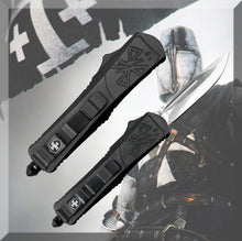 Load image into Gallery viewer, Gen II Small Black with Templar Logo in the Handle